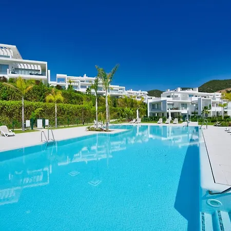 Elegant Lagoon Retreat For 4 * Εστεπόνα